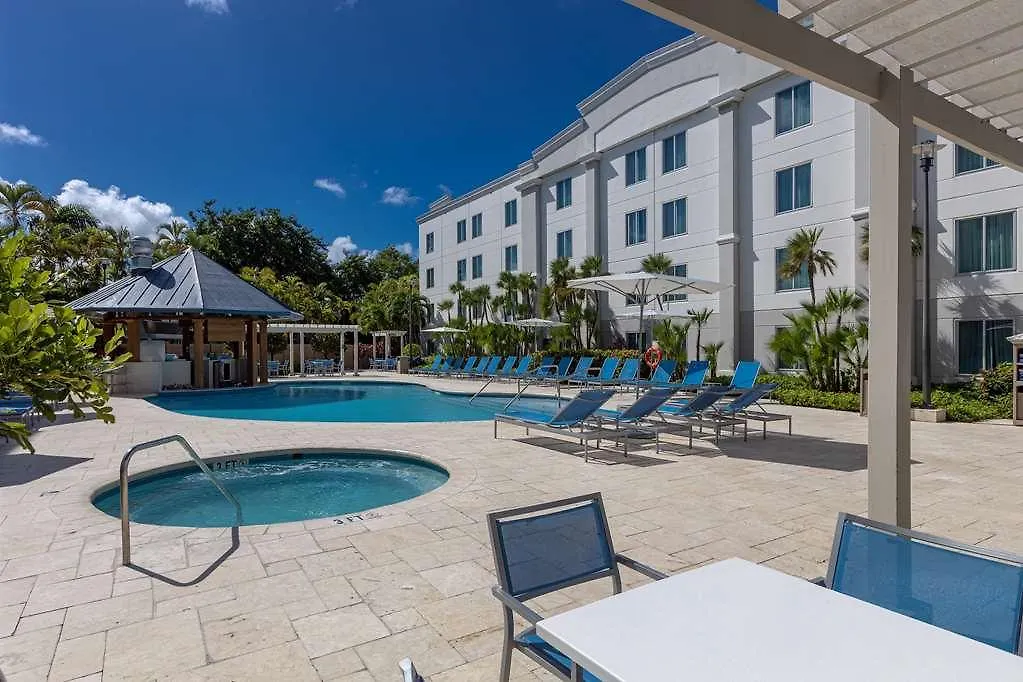 Hampton Inn & Suites San Juan Carolina Szálloda