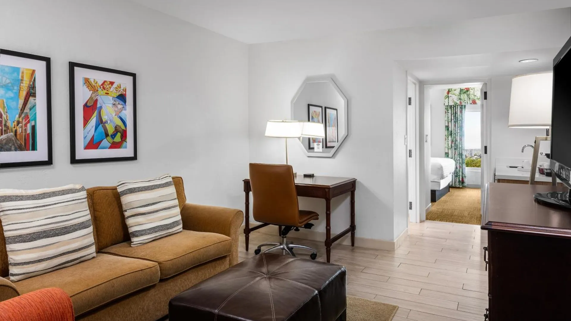 Hampton Inn & Suites San Juan Carolina Szálloda