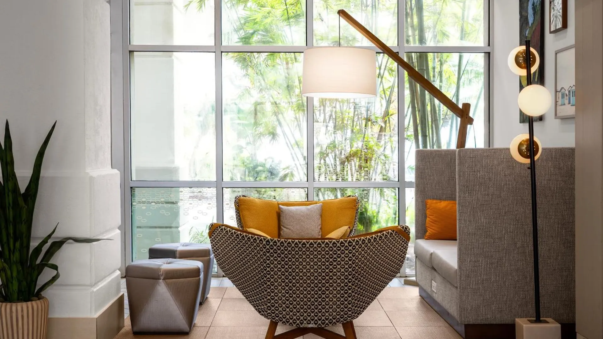 Hampton Inn & Suites San Juan Carolina Szálloda