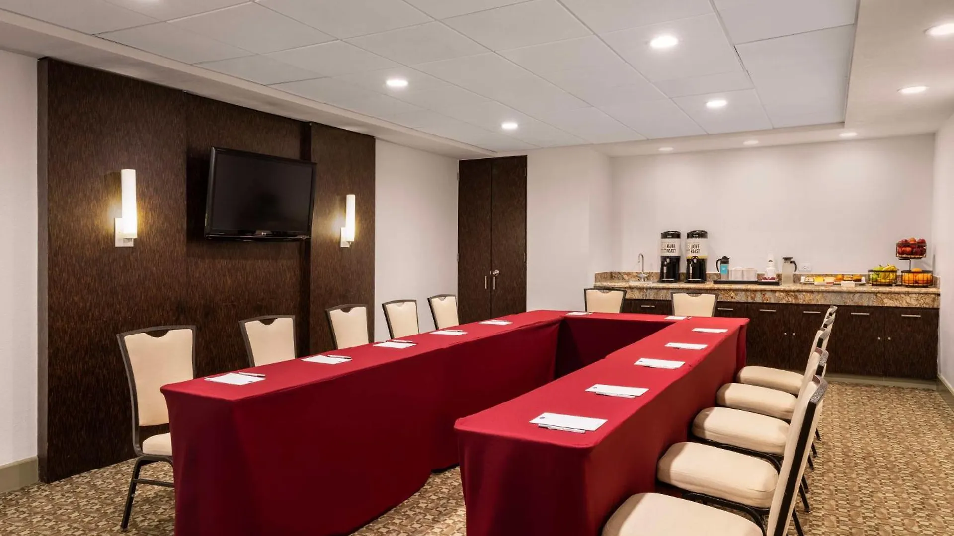 Hampton Inn & Suites San Juan Carolina Szálloda