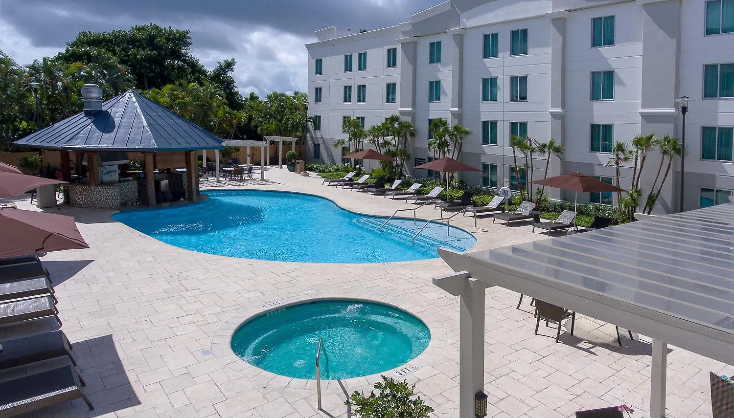 Hampton Inn & Suites San Juan Carolina Otel