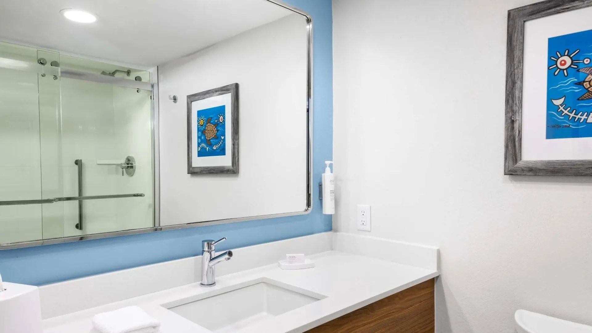 Hampton Inn & Suites San Juan Carolina 3*,